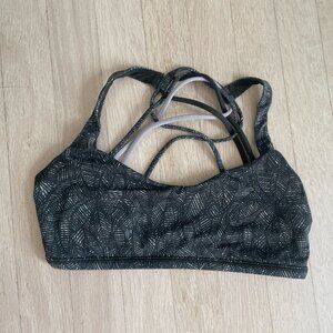 Lululemon Free to Be Bra Size 6